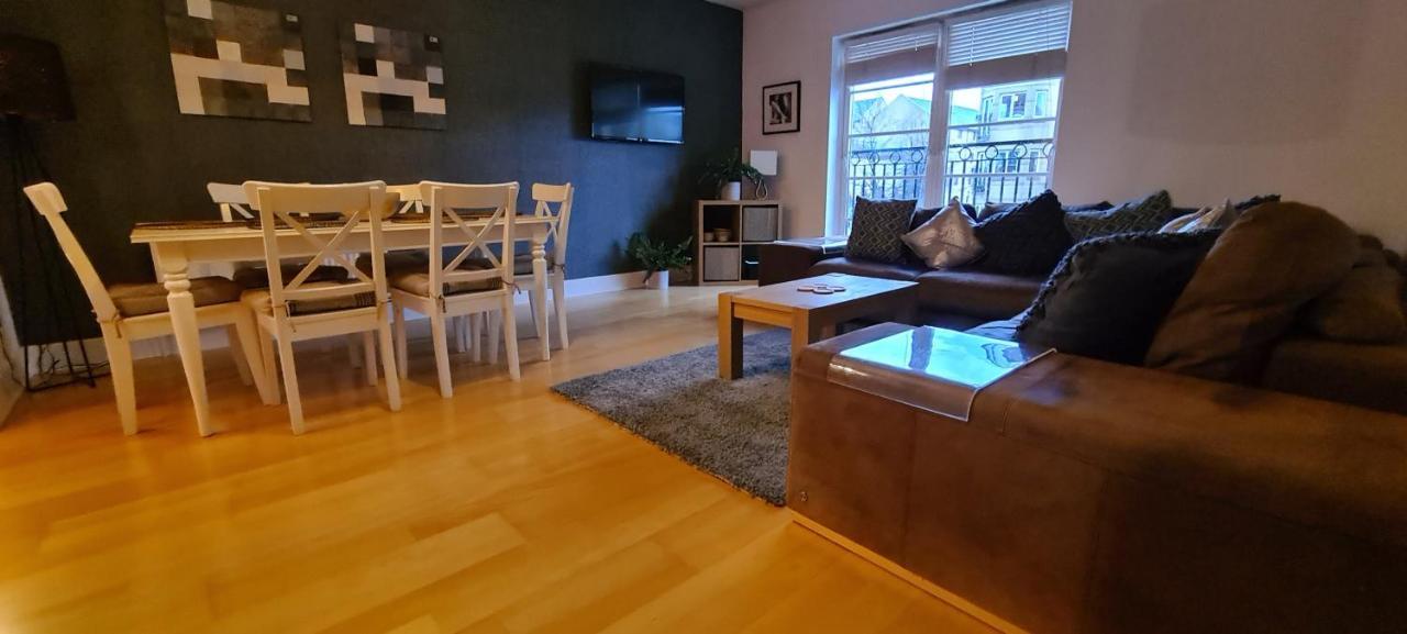 Pass The Keys Spacious 3Beds Flat Near City Centre - Free Parking Edinburgh Luaran gambar